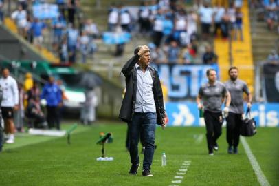 Grêmio recebe o Ceará na Arena pela 26ª rodada do Brasileirão. No lance, o técnico Renato Portaluppi