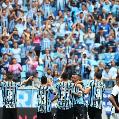 Grêmio enfrenta o Ceará na Arena pela 26ª rodada do Brasileirão. No lance, comemoração do gol de Luan