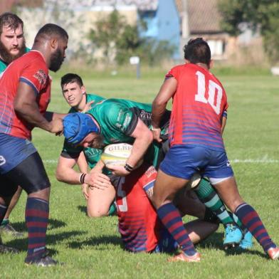  Farrapos, de Bento Gonçalves, derrotou o Charrua, em Porto Alegre, pelas quartas de final do Super 16, o Brasileiro de Rúgbi.