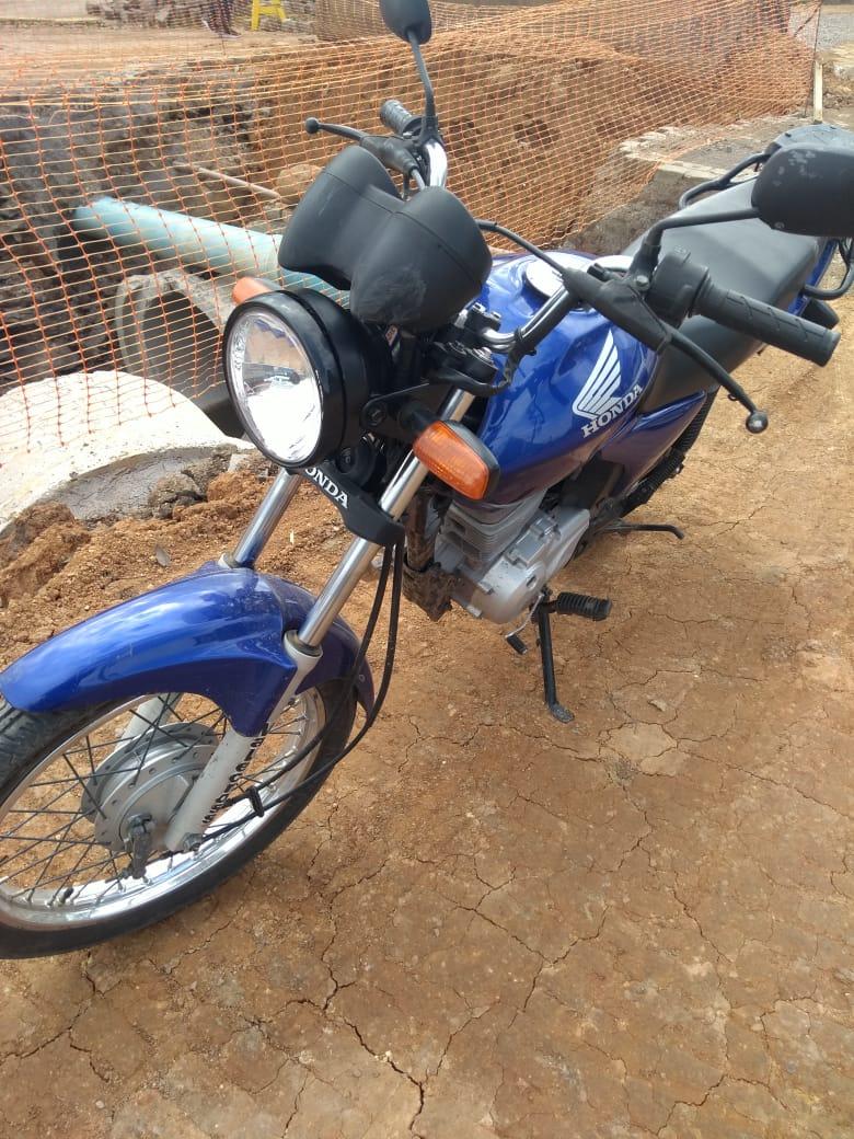 Adolescente é flagrado conduzindo moto furtada em São Marcos
