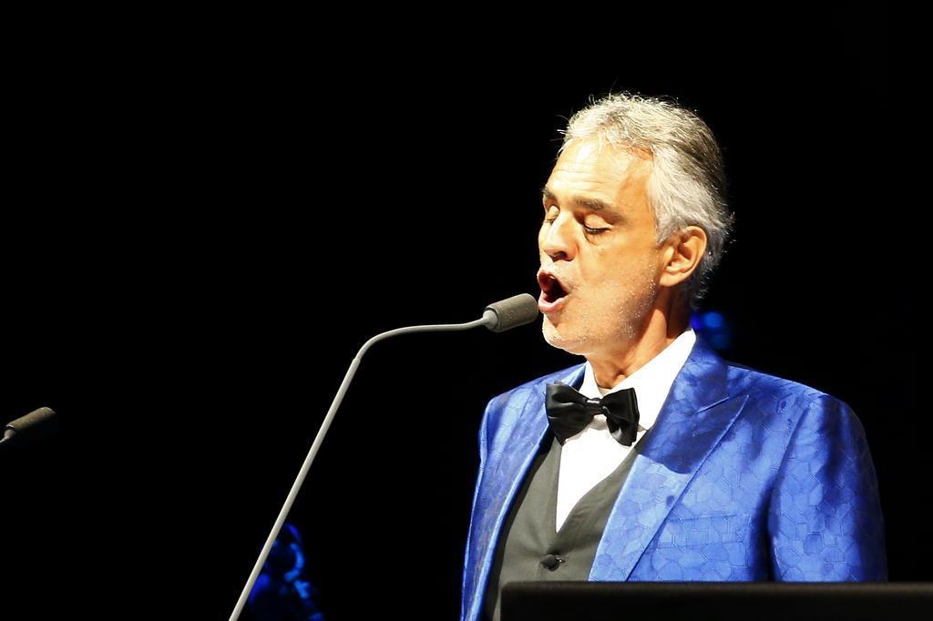 A música sempre foi minha maneira favorita de dar leveza à vida', diz  Andrea Bocelli - Estadão