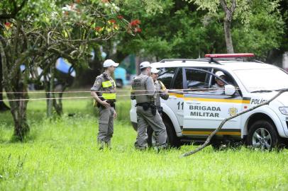  PORTO ALEGRE, RS, BRASIL - 25/09/2018 - Homem morto na Redenção.