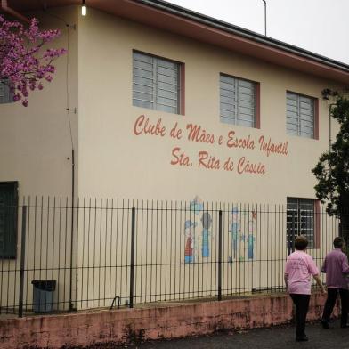  CAXIAS DO SUL, RS, BRASIL, 25/09/2018 - Após reunião entre representantes do Clube de Mães Santa Rita de Cássia e a secretária da Educação, Marina Matiello, a prefeitura decidiu suspender até novembro a reintegração do imóvel no bairro Desvio Rizzo. Nesse período, o Executivo vai avaliar se é possível instalar a nova escola em algum outro local. (Marcelo Casagrande/Agência RBS)