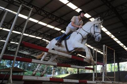  CAXIAS DO SUL, RS, BRASIL 28/09/2018Neste fim de semana ocorre a 4ª etapa da Copa de Saltos 2018 organizada pela Liga Hípica do Vale dos Sinos. (Felipe Nyland/Agência RBS)