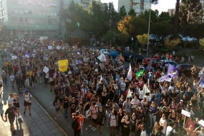 Protesto contra Bolsonaro em Caxias do Sul