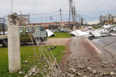 Estragos causados pelo mau tempo em Pelotas.