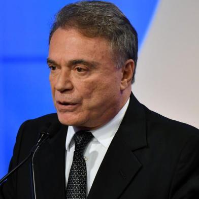 Brazilian presidential candidate Alvaro Dias (Podemos), speaks during the second presidential debate ahead of the October 7 general election, at Rede TV television network in Sao Paulo, Brazil, on August 17, 2018.  / AFP PHOTO / NELSON ALMEIDA