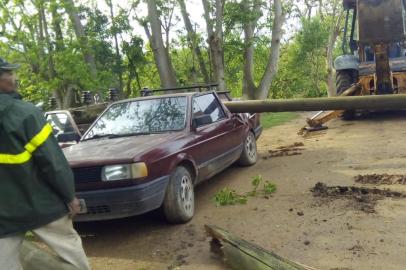 Temporal , Pelotas , Parati , Poste