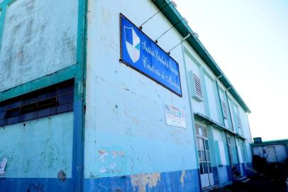  CAXIAS DO SUL, RS, BRASIL, 27/08/2018. Instituto Cristóvão de Mendoza precisa urgente de reformas. Ao mesmo tempo, é a referência para aulas de turno integral dentro de projeto piloto. (Diogo Sallaberry/Agência RBS)