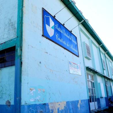  CAXIAS DO SUL, RS, BRASIL, 27/08/2018. Instituto Cristóvão de Mendoza precisa urgente de reformas. Ao mesmo tempo, é a referência para aulas de turno integral dentro de projeto piloto. (Diogo Sallaberry/Agência RBS)