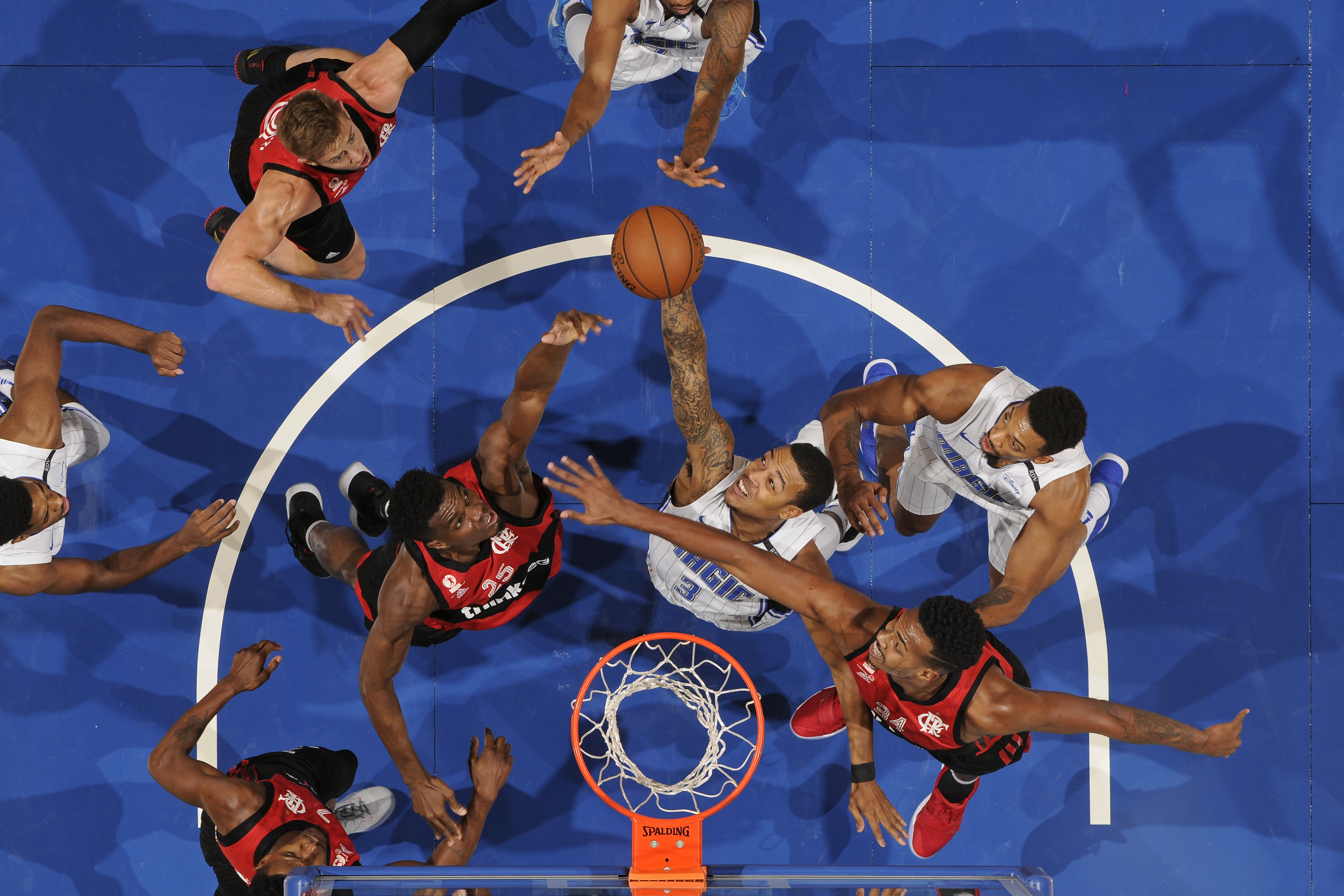 Flamengo não resiste ao Orlando Magic e é arrasado em amistoso de  pré-temporada da NBA - Superesportes