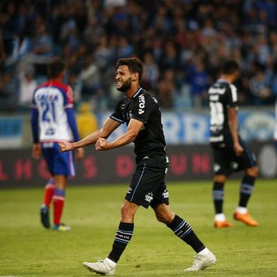 Grêmio enfrenta o Bahia na Arena pela 28ª rodada do Brasileirão. No lance, Juninho Capixaba comemora gol