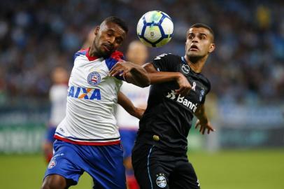 Grêmio enfrenta o Bahia na Arena pela 28ª rodada do Brasileirão. No lance, a lesão de Everton