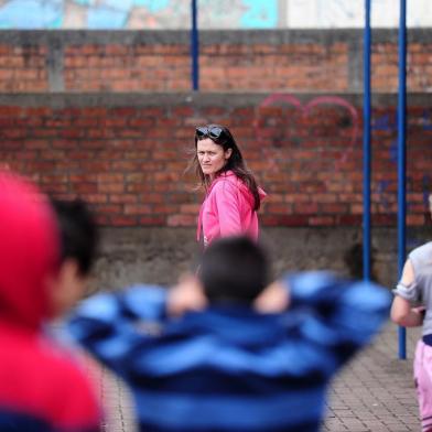  CAXIAS DO SUL, RS, BRASIL, 02/10/2018 - Repórter Marcelo Rocha realiza série de reportagens com professores de educação física. NA FOTO: professora Aline Scotti, 37 anos, leciona na Escola Paulo Freire, no Bairro Mariani. (Marcelo Casagrande/Agência RBS)