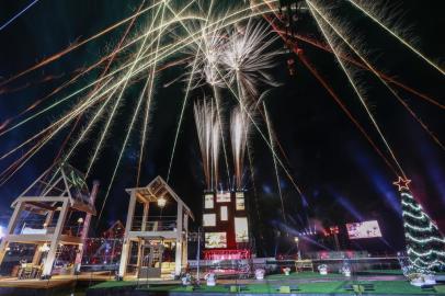 Natal Luz de Gramado - Espetaculo Reencontros de Natal. 