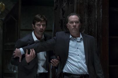 1The Haunting of Hill House, nova série da Netflix. Michiel Huisman e Timothy HuttonIndexador: Steve Dietl/NetflixFonte: _DSF6308