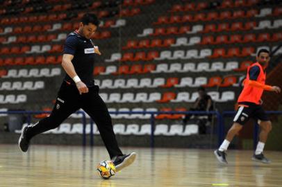  CARLOS BARBOSA, RS, BRASIL 14/08/2018ACBF treina em seu ginásio antes de embarcar para o Mundial de Futsal  que será disputado na Tailandia. (Felipe Nyland/Agência RBS)