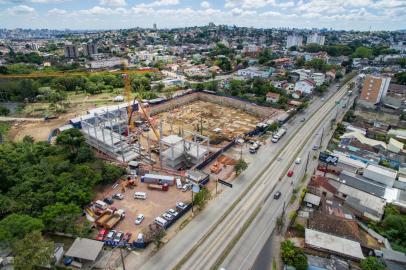  PORTO ALEGRE, RS, BRASIL, 15/10/2018 : Obra da Melnick, do Zaffari e do Moinhos de Vento no Teresópolis (Omar Freitas/Agência RBS)