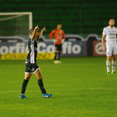  CAXIAS DO SUL, RS, BRASIL, 12/10/2018. Juventude x Goiás, jogo válido pela 31ª rodada da Série B do Campeonato Brasileiro e realizado no estádio Alfredo Jaconi. (Porthus Junior/Agência RBS)