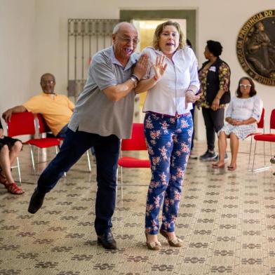  PORTO ALEGRE, RS, BRASIL, 16/10/2018 : Grupo de Teatro Fazendo Arte na Maturidade. Ação que proporciona experiência teatral para adultos com mais de 50 anos. (Omar Freitas/Agência RBS)