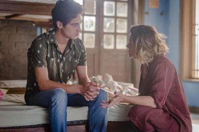 segundo sol,  Luzia (Giovanna Antonelli) e Valentim (Danilo Mesquita