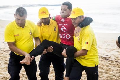 MEO Rip Curl Pro Portugal 2018Adriano De Souza (BRA) was injured during Heat 7 of Round 2 of the MEO Rip Curl Pro 2018Editoria: EdiLocal: PenicheIndexador: Damien PoullenotSecao: EditorialFonte: www.worldsurfleague.comFotógrafo: Photographer