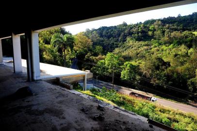  CAXIAS DO SUL, RS, 15/10/2018o médico Eduardo está construindo de um centro de eventos em Galópolis. (Lucas Amorelli/Agência RBS)