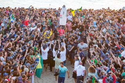 MEO Rip Curl Pro Portugal 2018Italo Ferreira (BRA) is the winner of the Meo Rip Curl Pro Portugal 2018Editoria: EdiIndexador: Laurent MasurelSecao: EditorialFonte: www.worldsurfleague.comFotógrafo: Photographer