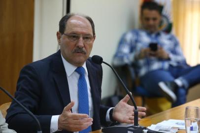  PORTO ALEGRE, RS, BRASIL, 22/10/2018 - Candidatos Eduardo Leite e José Sartori debatem na Agert. (FOTOGRAFO: LAURO ALVES / AGENCIA RBS)