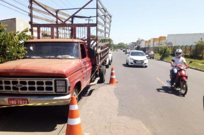  CACHEIRINHA, RS, BRASIL, 22/10/2018 - Local onde Andréia Paim Martins de 32 anos, pulou do caminhão e morreu. (FOTO: POLÍCIA CIVIL / DIVULGAÇÃO)