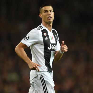  Juventus Portuguese striker Cristiano Ronaldo is pictured during the Champions League group H football match between Manchester United and Juventus at Old Trafford in Manchester, north west England, on October 23, 2018. (Photo by Oli SCARFF / AFP)Editoria: SPOLocal: ManchesterIndexador: OLI SCARFFSecao: soccerFonte: AFPFotógrafo: STR