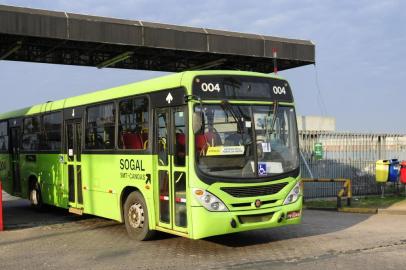  Coletivos da Sogal são apreendidos em Canoas, 22082013