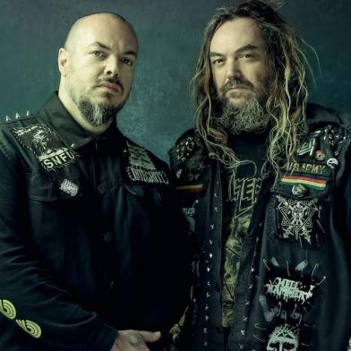 irmãos iggor e max cavalera