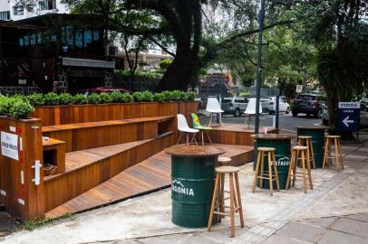  PORTO ALEGRE, RS, BRASIL, 01/11/2018 : Parklets em POA - Rua Padre Chagas (Omar Freitas/Agência RBS)