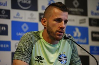 PORTO ALEGRE, RS, BRASIL, 02/11/2018 -  Cletiva do Grêmio que ocorreu na manhã desta sexta feira. Na foto - Goleiro Paulo Victor. (FOTOGRAFO: FÉLIX ZUCCO / AGENCIA RBS)