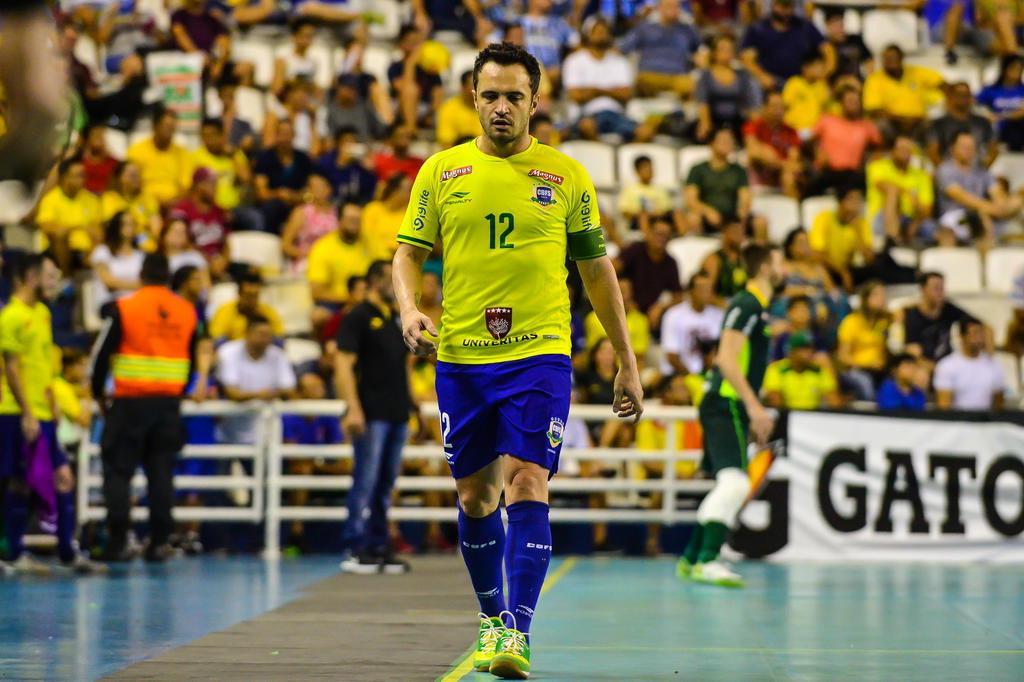 Falcão se despede da Seleção Brasileira de Futsal com mais de 400