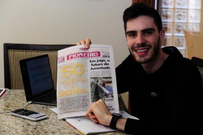  CAXIAS DO SUL, RS, BRASIL, 27/10/2018 - O estudante Rubens Rech completa 20 anos no dia 04 de novembro. Ele é um dos personagens da matéria especial de 70 anos do jornal. (Marcelo Casagrande/Agência RBS)