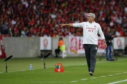  PORTO ALEGRE, RS, BRASIL, 04-11-2018. Inter enfrenta o Atlético-PR no Beira-Rio pelo Campeonato Brasileiro. (FÉLIX ZUCCO/AGÊNCIA RBS)