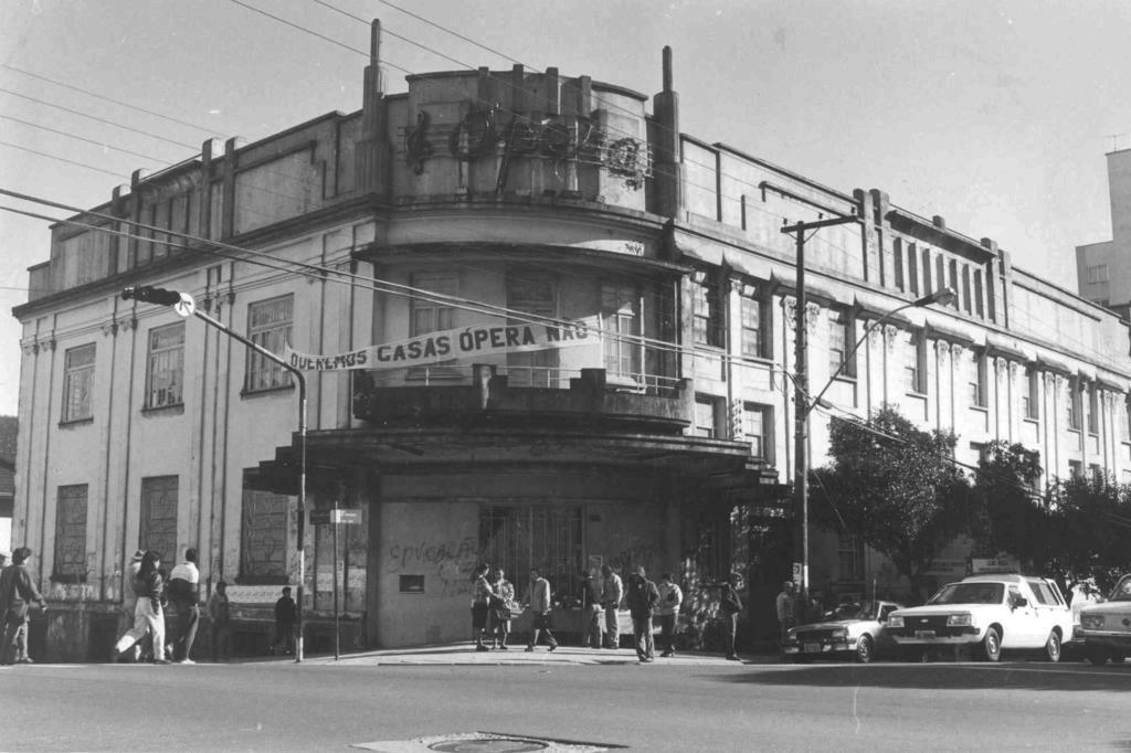 1980: Prédio do antigo Cine Pop foi destruído por um incêndio