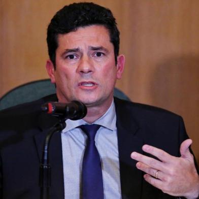 Brazilian Federal Judge Sergio Moro, incoming Brazilian Justice and Public Security Minister, speaks during a press conference at the Federal Justice Court in Curitiba, Brazil on November 06, 2018. (Photo by Heuler Andrey / AFP)