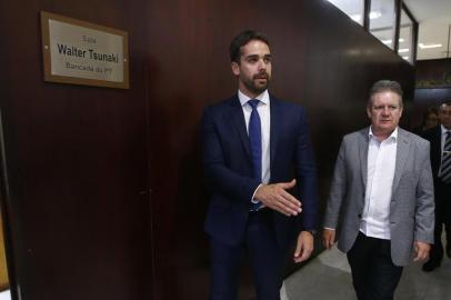  PORTO ALEGRE, RS, BRASIL, 07/11/2018 -Eduardo Leite visitando a bancada do PT na Assembleia Legislativa de Porto Alegre. (FOTOGRAFO: FÉLIX ZUCCO / AGENCIA RBS)