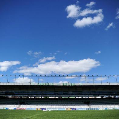  CAXIAS DO SUL, RS, BRASIL, 08/11/2018. Em tarde de treino fechado, fotos gerais do estádio Alfredo Jaconi. O Ju está tentando fugir do rebaixamento para a série C. (Porthus Junior/Agência RBS)