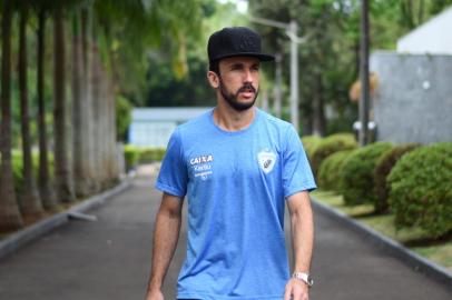 LONDRINA, RS, BRASIL, 01-11-2018. Foto do jogador Thiago Ribeiro, do time Londrina. (GUSTAVO OLIVEIRA/DIVULGAÇÃO)