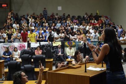  Na foto, a vereadora Fernanda Melchionna.