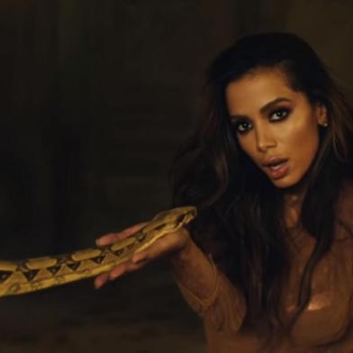 Anitta, clipe de Veneno