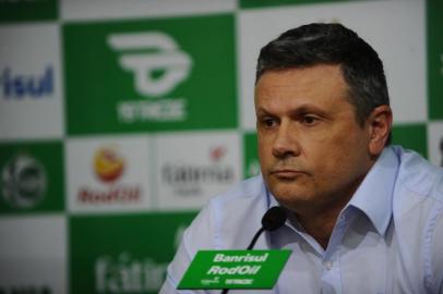  CAXIAS DO SUL, RS, BRASIL, 12/11/2018. Coletiva de imprensa com Roberto Tonietto, presidente do Esporte Clube Juventude. O Ju foi rebaixado para a terceira divisão do campeonato brasileiro após a derrota para a Ponte Preta  na última sexta-feira (09/11). (Portus Junior/Agência RBS)