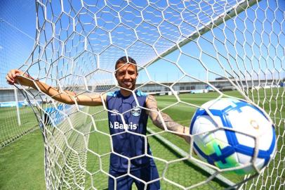  PORTO ALEGRE, RS, BRASIL, 16/11/2018: Retrato do jogador do Grêmio Matheus Henrique. (CAMILA DOMINGUES/AGÊNCIA RBS)