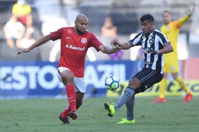  RIO DE JANEIRO, RJ, BRASIL, 18-11-2018. Inter visita o Botafogo no Engenhão. Jogo é válido pela 35ª rodada do Brasileirão. (RICARDO DUARTE/INTER)