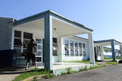  GUAIBA,RS,BRASIL.2018-04-12.Presidente da Câmara de vereadores de Guaiba,sendo investigado por exercio ilegal da porofissão, com certificados falsos da Faculdade FACINEP, faculdade de papel.Na foto.Centro de Saúde de Guaiba.(RONALDO BERNARDI/AGENCIA RBS).