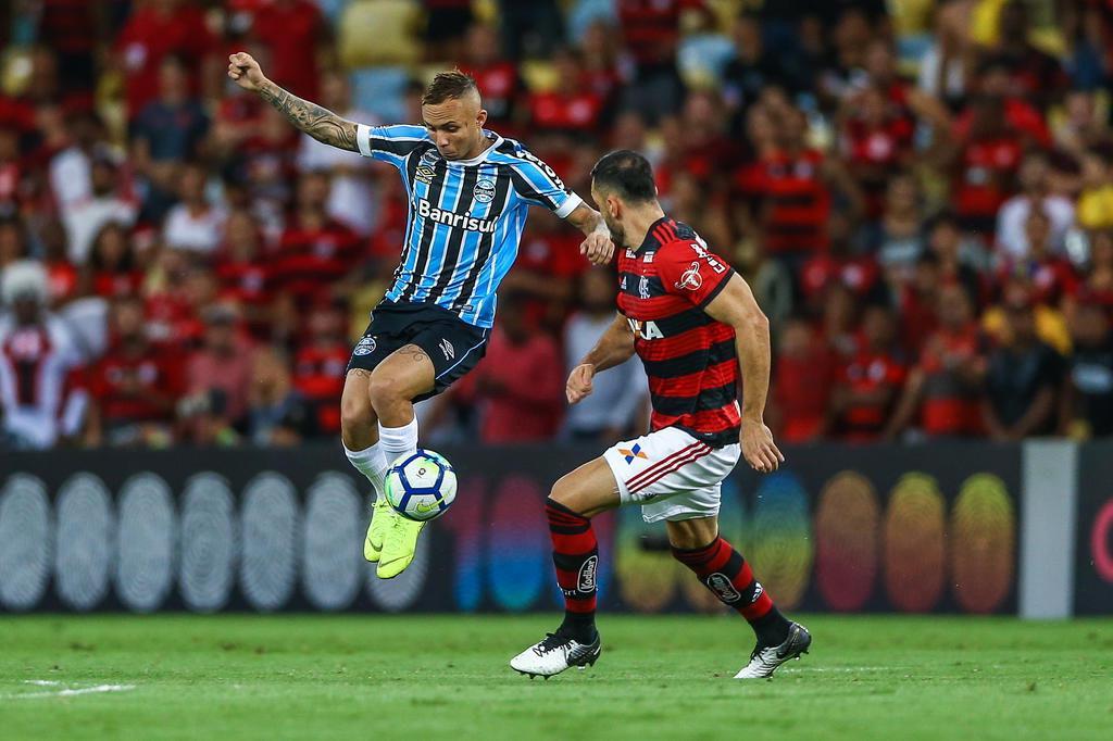 Grêmio fica de olho em jogos de adversários diretos na briga pelo